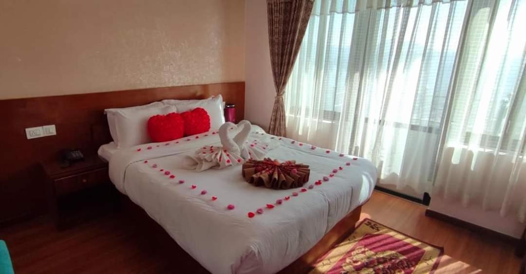 Bojinee Nagarkot Resort Exterior foto