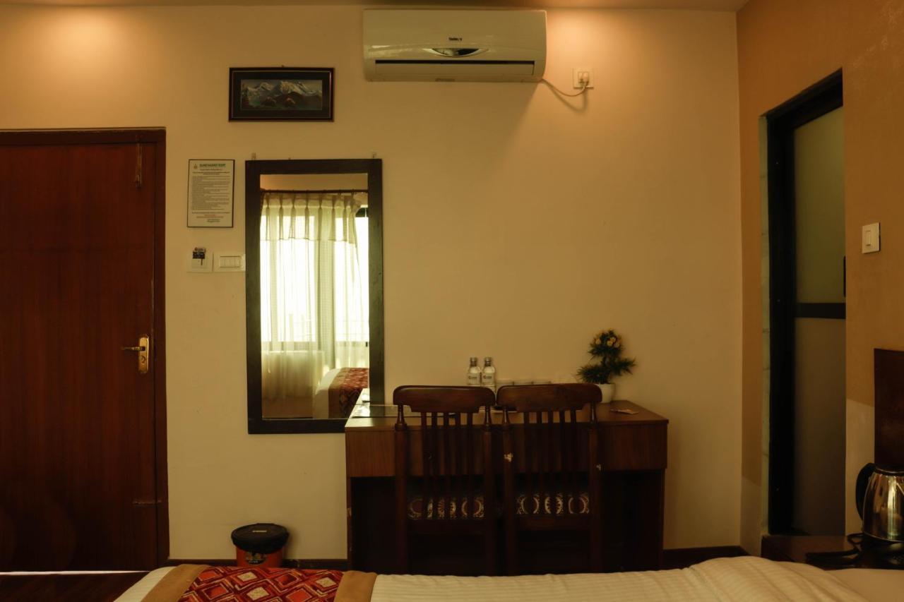 Bojinee Nagarkot Resort Exterior foto