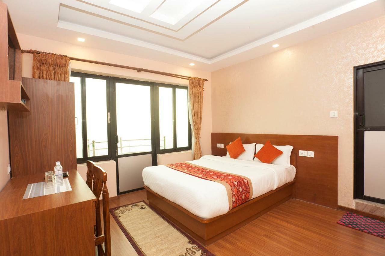 Bojinee Nagarkot Resort Exterior foto